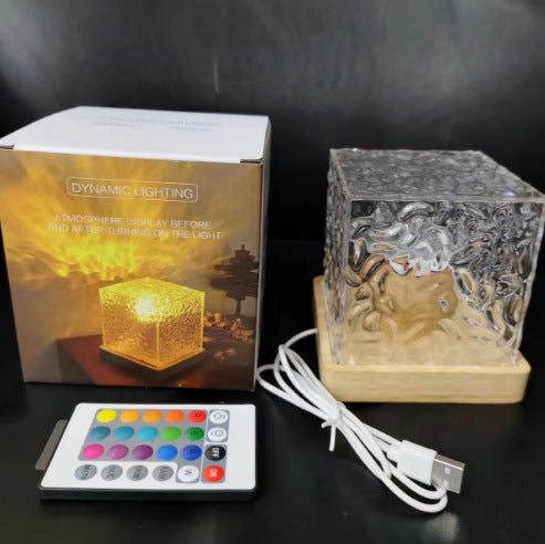 Křišťálová LED lampa s efektem vodní hladiny – Aurora Cube